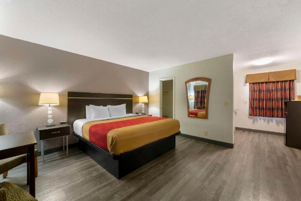 Econo Lodge Hollywood - Ft Lauderdale International Airport image 16